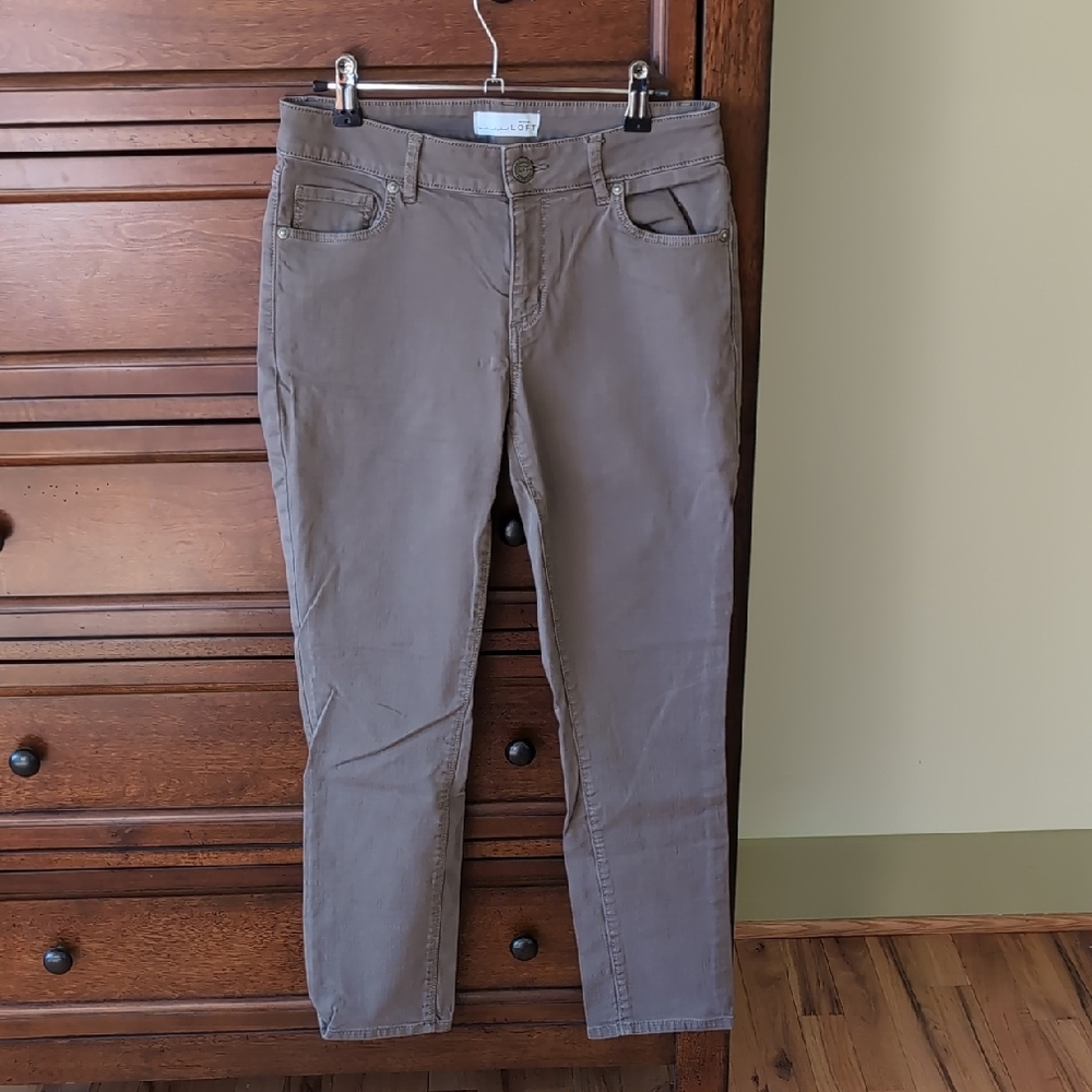 LOFT Women's Ankle & Cropped Jeans in Taupe